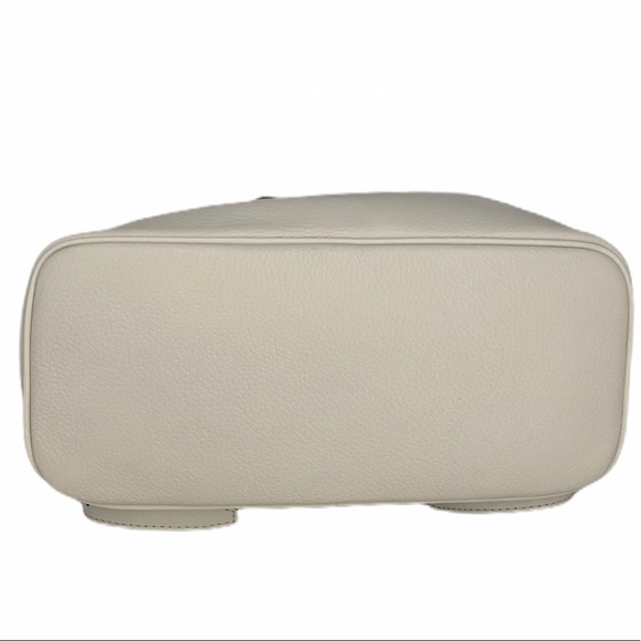 Michael Kors Kenly LG Leather Backpack Optic White - Picture 4 of 13